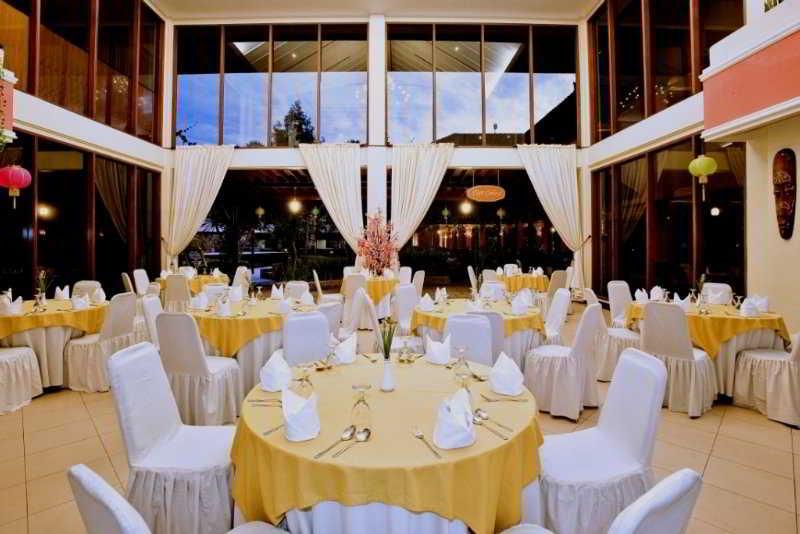 Grand Legi Hotel Mataram Luaran gambar