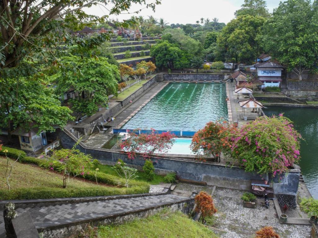 Grand Legi Hotel Mataram Luaran gambar