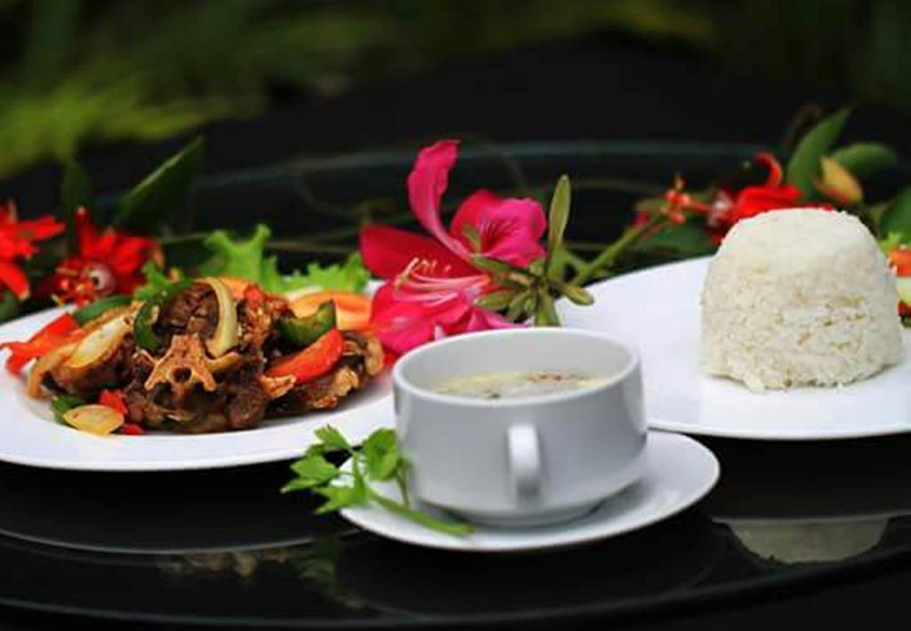 Grand Legi Hotel Mataram Luaran gambar