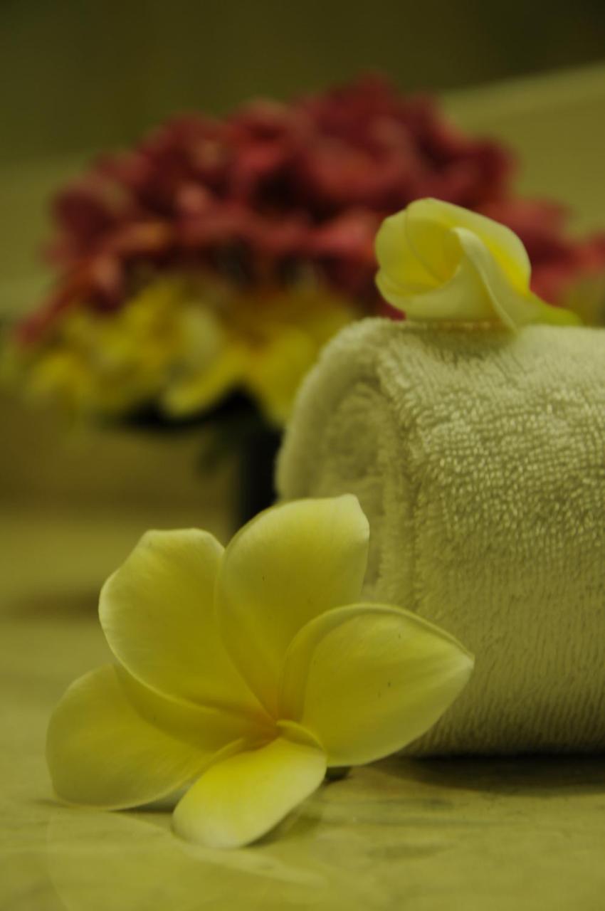 Grand Legi Hotel Mataram Luaran gambar